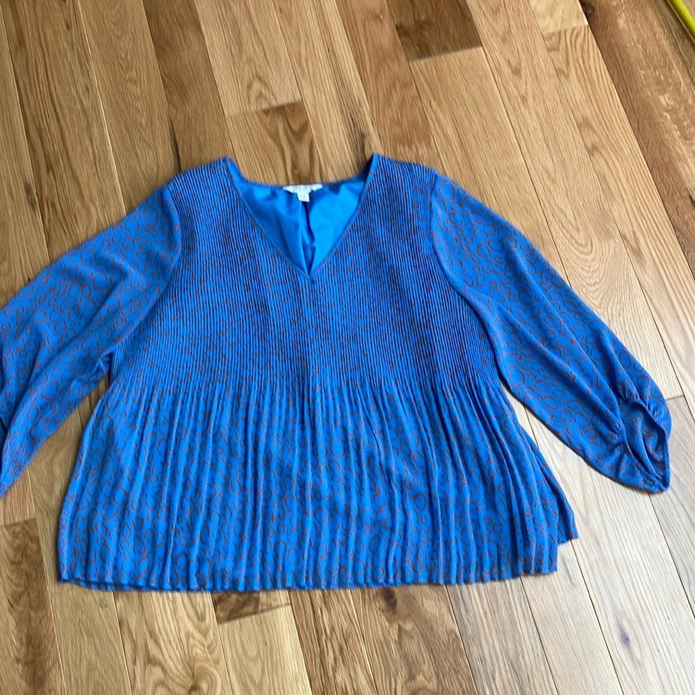 Nine West pleated blue top XXL